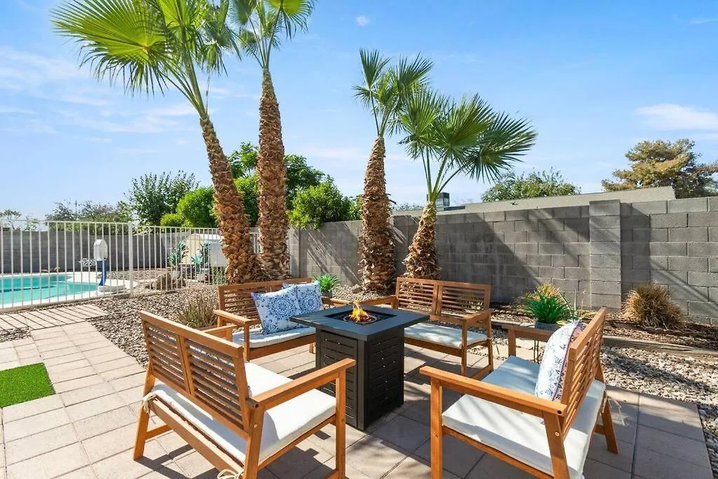 Oasis On 12Th - 3 Bed With Pool ,Bbq & Fire Pit Vila Phoenix Casa de Férias
